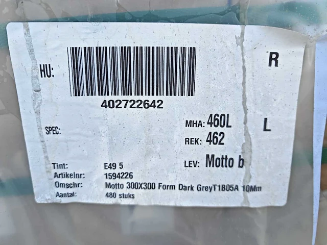Mosa form dark grey mat 30x30 cm tegel 43,2 m² - afbeelding 6 van  7