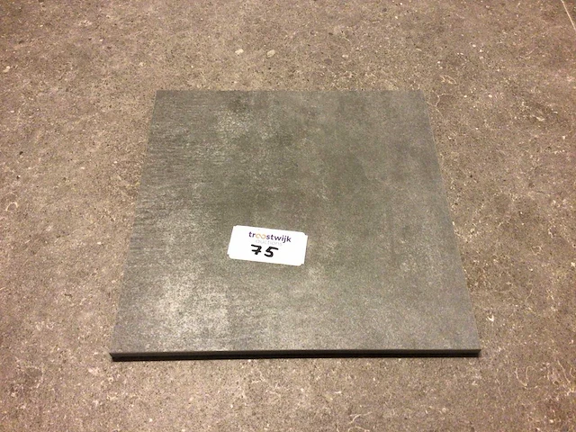Mosa motto form brown grey mat vloertegel 30x30 cm 43,63 m² - afbeelding 4 van  5