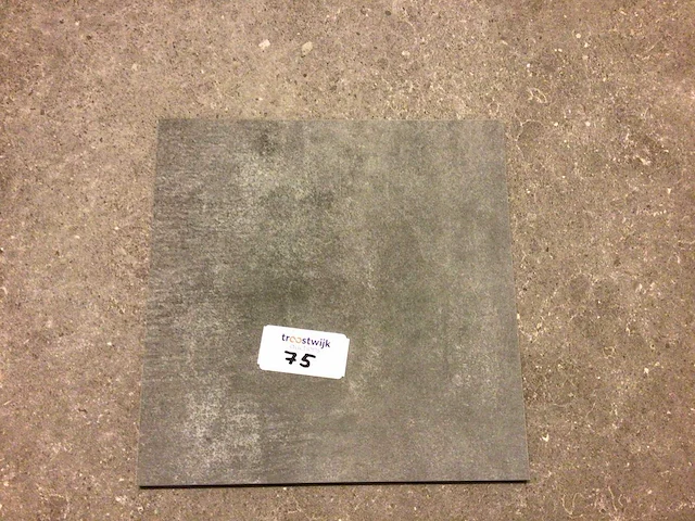 Mosa motto form brown grey mat vloertegel 30x30 cm 43,63 m² - afbeelding 2 van  5