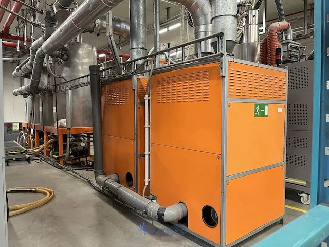 Motan droogluchtinstallatie met silo’s en ladderplatform - afbeelding 1 van  75