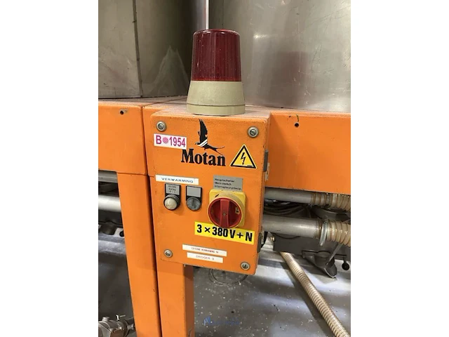 Motan droogluchtinstallatie met silo’s en ladderplatform - afbeelding 14 van  75
