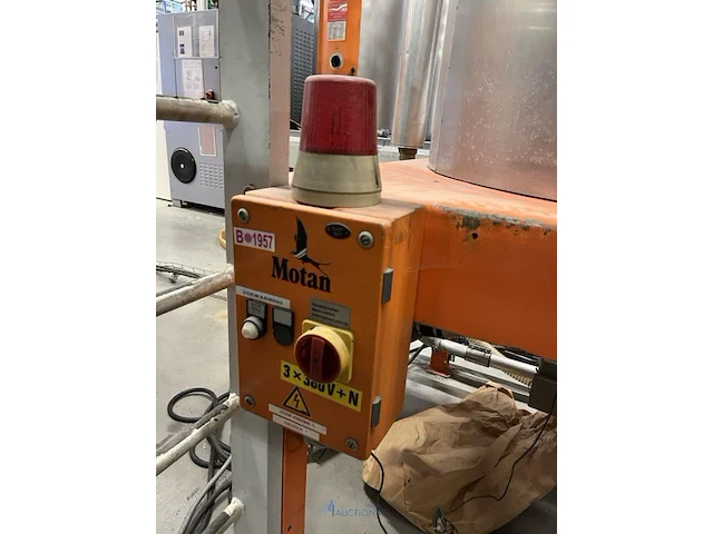 Motan droogluchtinstallatie met silo’s en ladderplatform - afbeelding 27 van  75
