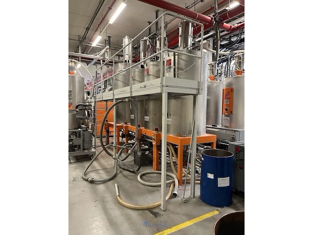 Motan droogluchtinstallatie met silo’s en ladderplatform - afbeelding 72 van  75