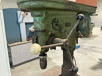 Moteur broche 13 p.x. kolomboormachine met tafel - afbeelding 7 van  10
