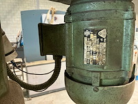 Moteur broche 13 p.x. kolomboormachine met tafel - afbeelding 8 van  10