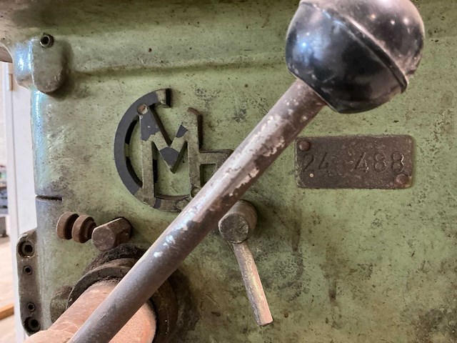 Moteur broche 13 p.x. kolomboormachine met tafel - afbeelding 9 van  10