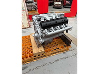 Moteur de rolls-royce silver shadow v8 - decorative object - afbeelding 7 van  8