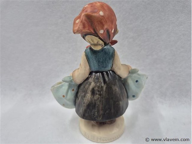 Mother's darling - afbeelding 2 van  3