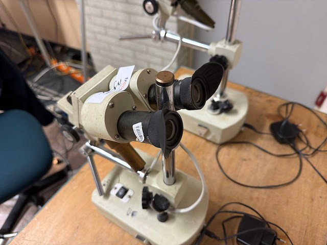 Motic stereomicroscoop inspectiemicroscoop met statief en verlichting - afbeelding 5 van  7
