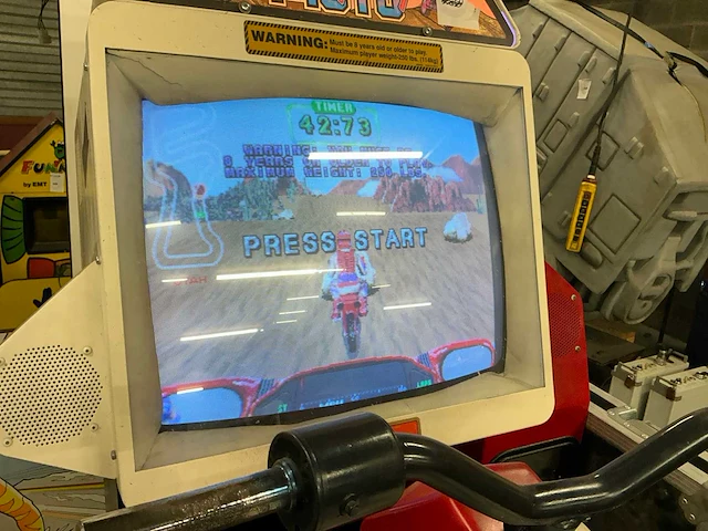 Moto frenzy – atari games - 1992 - afbeelding 5 van  8