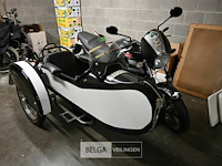 Moto-guzzi moto met zijspan - afbeelding 1 van  15