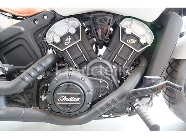 Moto indian motorcycle scout bobber (2019-4,912 km-vin: 56kmta008k3140419) - afbeelding 18 van  31