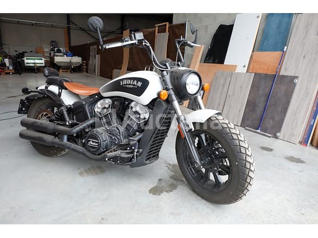 Moto indian motorcycle scout bobber (2019-4,912 km-vin: 56kmta008k3140419) - afbeelding 1 van  31