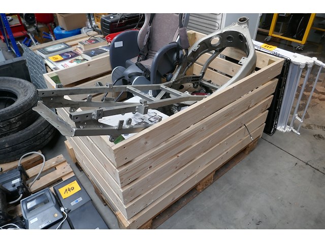 Moto-onderdelen en chassis - afbeelding 1 van  5