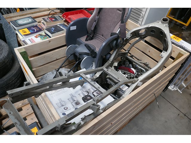 Moto-onderdelen en chassis - afbeelding 2 van  5