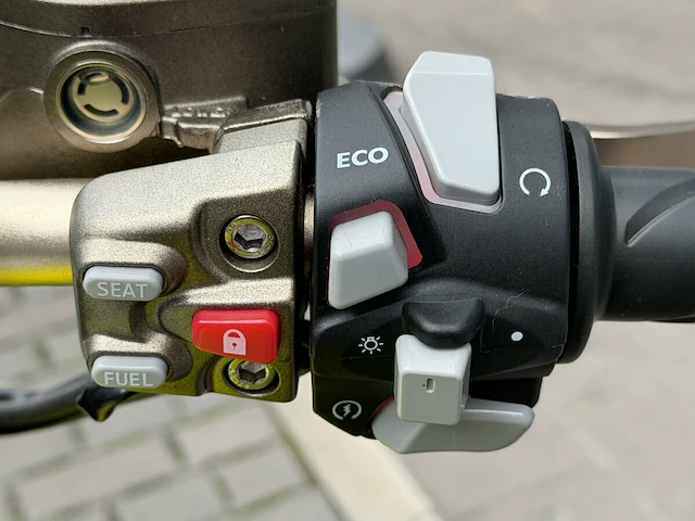 Moto zanter 310 cc / bj 2021 / 1076 km - afbeelding 4 van  27