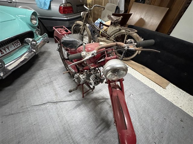 Moto - afbeelding 6 van  11