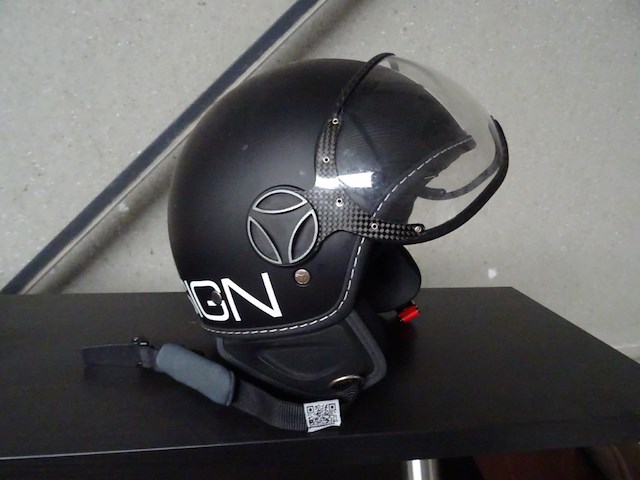 Motohelm momodesign - afbeelding 1 van  3