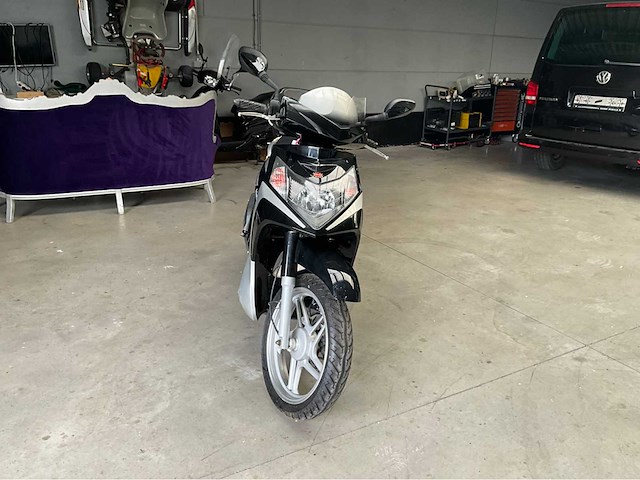 Motom dolce vita ft125tf-10 scooter 2008/2010 - afbeelding 10 van  17