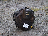 Motor briggs&stratton 8270 benzine 18kw - afbeelding 1 van  1