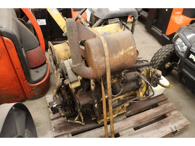 Motor deutz f3l912 diesel - afbeelding 1 van  1