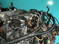 Motor en cilinderkop cd4 landrover - afbeelding 3 van  3