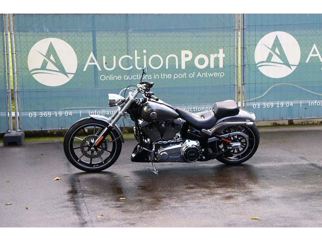 Motor harley-davidson breakout softail benzine 2014 - afbeelding 1 van  1