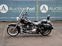 Motor harley-davidson softail deluxe benzine 2006