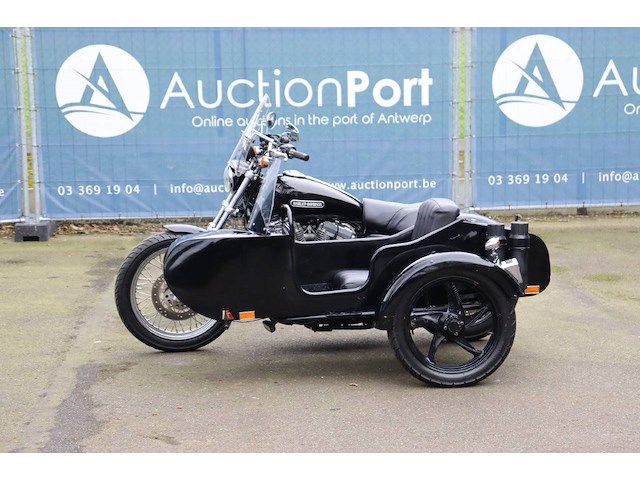 Motor harley-davidson sporster xl883 + side car benzine 2009 - afbeelding 1 van  1