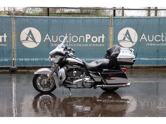 Motor harley-davidson ultra classic cvo benzine 2013 (marge) - afbeelding 1 van  1