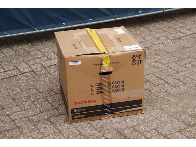 Motor honda gxv630 benzine 15.5kw in doos nieuw - afbeelding 1 van  1