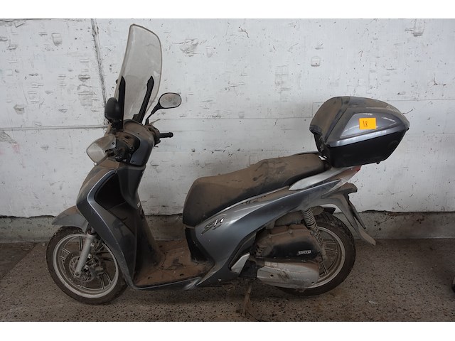 Motor honda - afbeelding 1 van  7