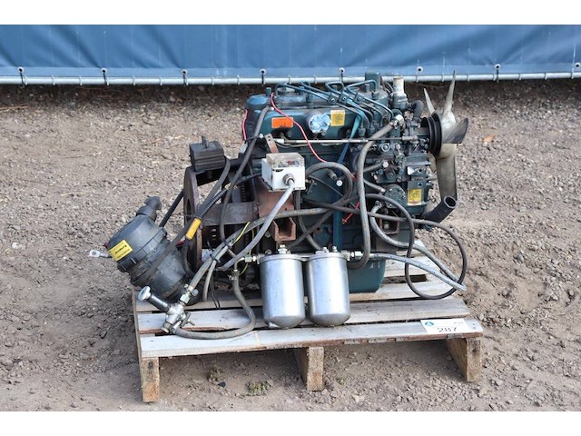 Motor kubota v1100 diesel - afbeelding 1 van  1