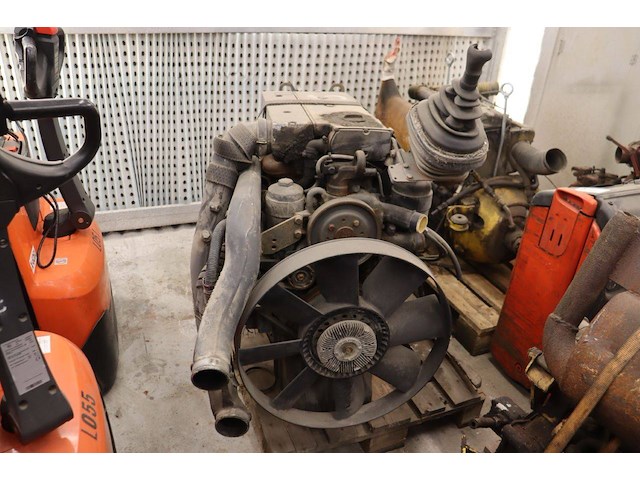 Motor mercedes-benz atego om904la diesel 150pk - afbeelding 1 van  1