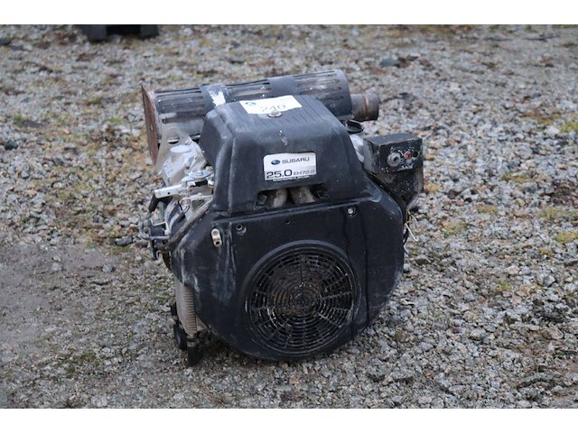 Motor subaru 25.0 eh72-2 benzine 18.6kw - afbeelding 1 van  1