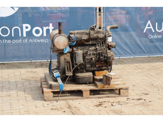 Motor suzu diesel - afbeelding 1 van  1