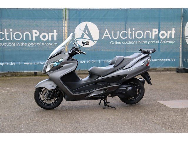 Motor suzuki an 400a benzine 2016 (marge) - afbeelding 1 van  1