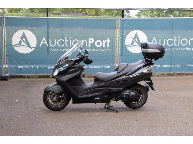 Motor suzuki burgman 400 benzine 2016 (marge) - afbeelding 1 van  1