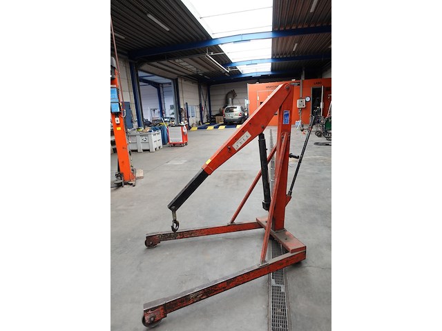 Motor takel - afbeelding 1 van  9