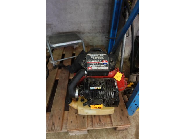 Motor voor bladzuiger - afbeelding 2 van  3