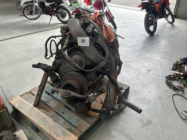 Motor voor unimog 1650 - afbeelding 1 van  5