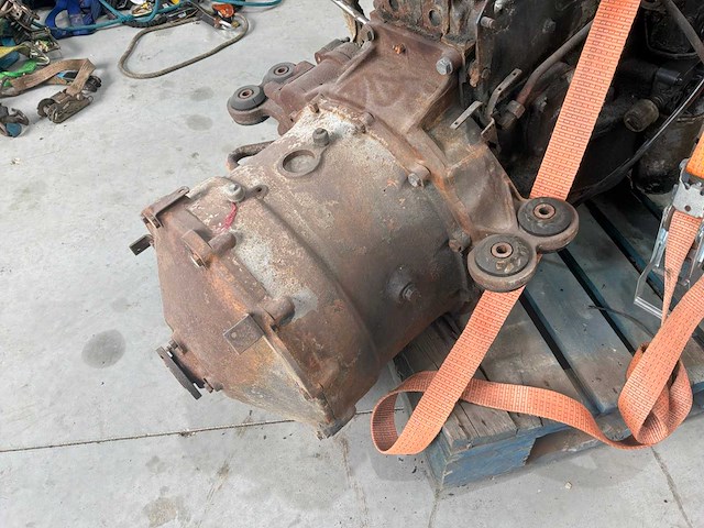 Motor voor unimog 1650 - afbeelding 2 van  5