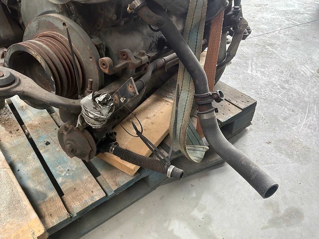 Motor voor unimog 1650 - afbeelding 5 van  5