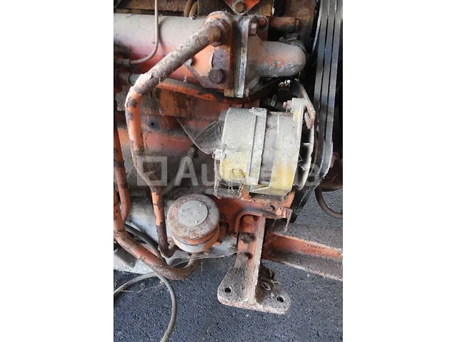 Motor - afbeelding 4 van  9