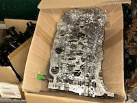 Motorblok en diverse auto onderdelen - afbeelding 4 van  6