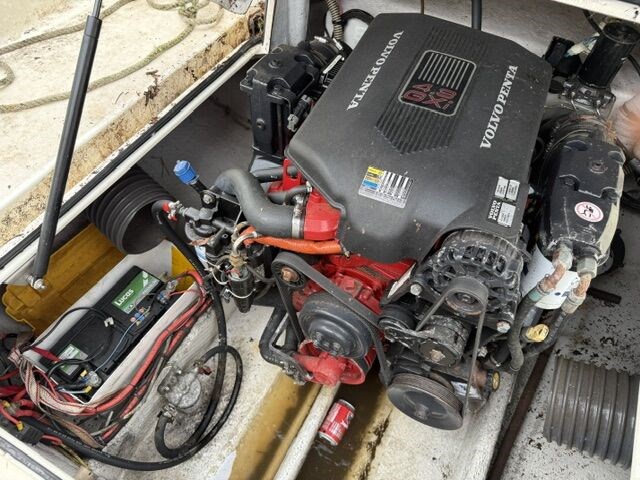 Motorboot jeanneau 705 leader (op en met aanhangwagen) - afbeelding 27 van  40