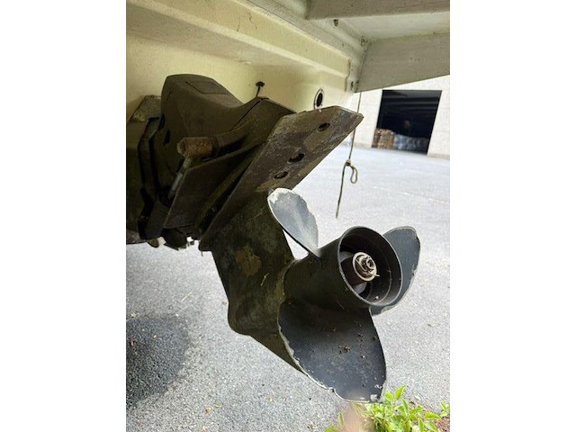 Motorboot jeanneau 705 leader (op en met aanhangwagen) - afbeelding 32 van  40