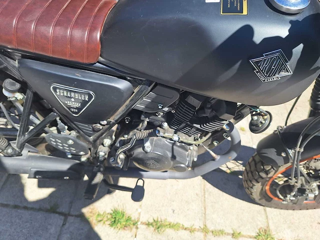 Motorcycle scrambler motorcycle archive - am-64 125 – 372 km – 6,8 kw – benzine – topcase - afbeelding 12 van  14