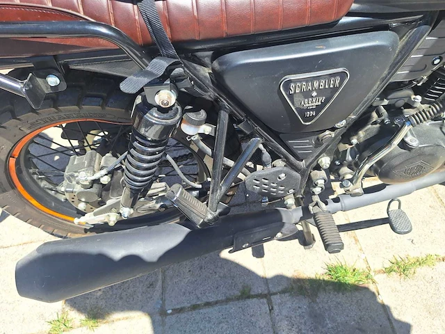 Motorcycle scrambler motorcycle archive - am-64 125 – 372 km – 6,8 kw – benzine – topcase - afbeelding 5 van  14