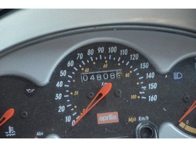 Motorfiets aprilia leonardo 125, type: mb00, chassisnummer: zd4mb0000ws119204 met inschrijvingsbewijs, gelijkvormigheidsattest en 1 sleutel - afbeelding 2 van  22